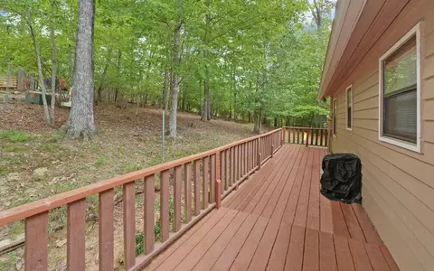 Exterior - 550 Evans Hollow Rd, Murphy, NC 28906 photo 4 of 8