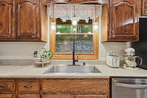 Kitchen - 44 Fieldcrest Dr, Murphy, NC 28906 photo 4 of 7