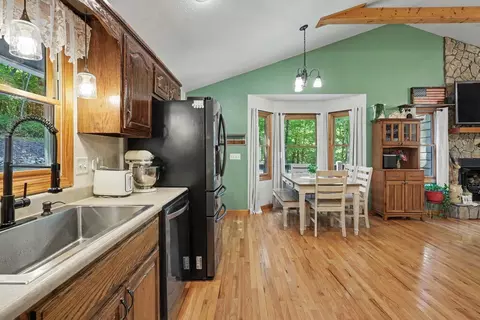 Kitchen - 44 Fieldcrest Dr, Murphy, NC 28906 photo 5 of 7