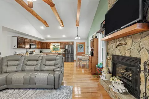 Entry Way - 44 Fieldcrest Dr, Murphy, NC 28906 photo 1 of 2