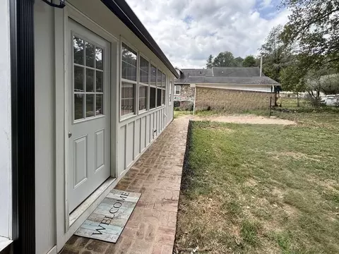 Exterior - 283 Hill St, Murphy, NC 28906 photo 7 of 10
