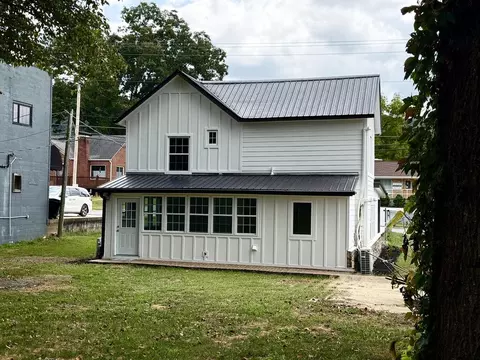 Exterior - 283 Hill St, Murphy, NC 28906 photo 8 of 10