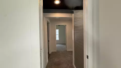 Entry Way - 283 Hill St, Murphy, NC 28906 photo 6 of 7