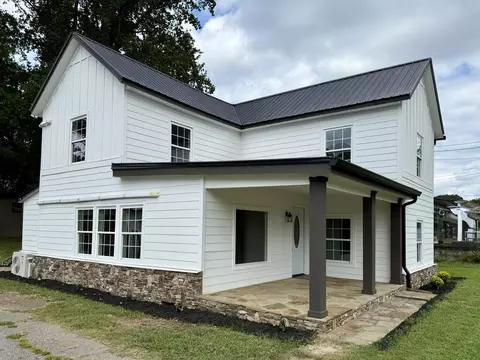 Exterior - 283 Hill St, Murphy, NC 28906 photo 3 of 10