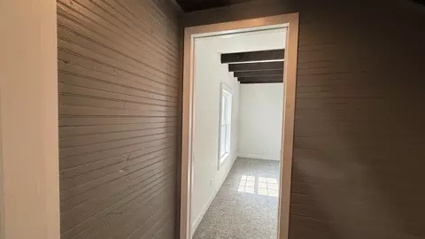 Entry Way - 283 Hill St, Murphy, NC 28906 photo 5 of 7