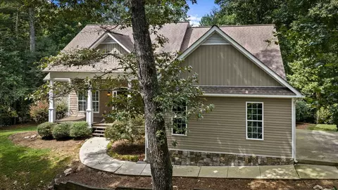 493 Blackberry Mountain Rd, Ellijay, GA 30536