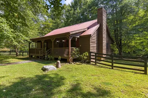 55 Trillium Rd, Suches, GA 30572