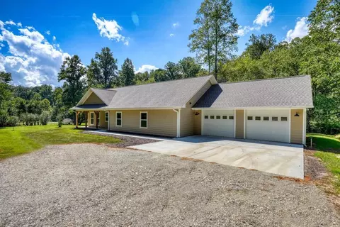 590 Pinebrook Dr, Blairsville, GA 30512