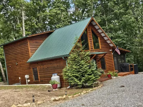 Exterior - 87 Whispering Hills Rd, Murphy, NC 28906 photo 2 of 12