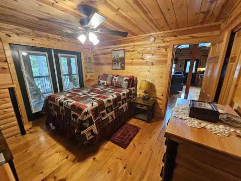 Bedroom - 87 Whispering Hills Rd, Murphy, NC 28906 photo 2 of 5