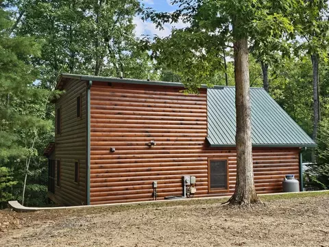 Exterior - 87 Whispering Hills Rd, Murphy, NC 28906 photo 3 of 12