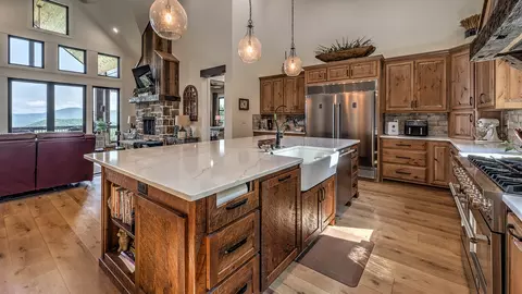 Kitchen - 100 Little Den Ln, Murphy, NC 28906 photo 3 of 5