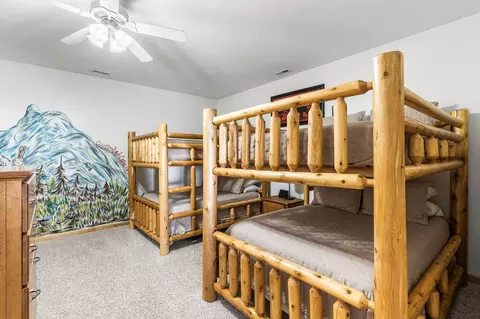 Bedroom - 982 Sierra Cir, Murphy, NC 28906 photo 6 of 6