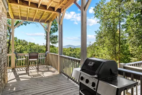 Exterior - 982 Sierra Cir, Murphy, NC 28906 photo 10 of 19