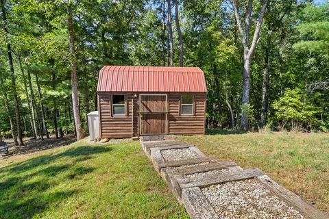 Exterior - 982 Sierra Cir, Murphy, NC 28906 photo 5 of 19