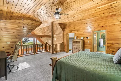 Bedroom - 982 Sierra Cir, Murphy, NC 28906 photo 5 of 6