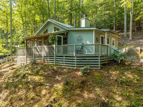 767 Robertson Cir, Blairsville, GA 30512