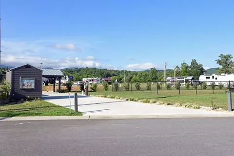 477 Mountain Creek Rd, Blairsville, GA 30512