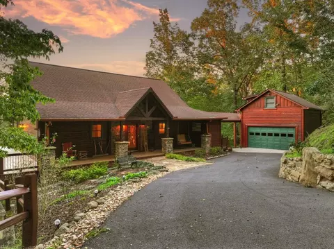 169 Walnut Mountain Rd, Ellijay, GA 30540