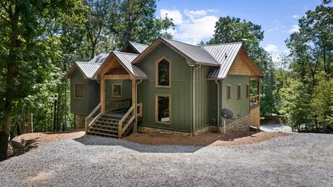 14 Riverbend Mnr, Blue Ridge, GA 30513