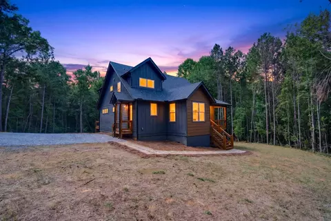 824 Banks Rd, Ellijay, GA 30540