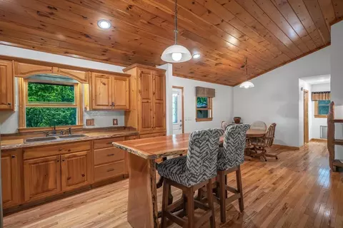 Kitchen - 320 Mossy Creek Trl, Murphy, NC 28906 photo 4 of 4
