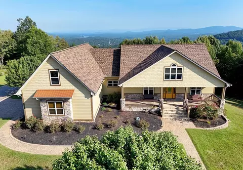 594 Summit Trce, Blairsville, GA 30512