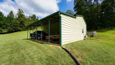 Exterior - 215 Kirby Ln, Murphy, NC 28906 photo 5 of 10