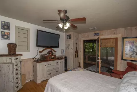 Bedroom - 201 Eagle Fork Rd, Hayesville, NC 28904 photo 2 of 10
