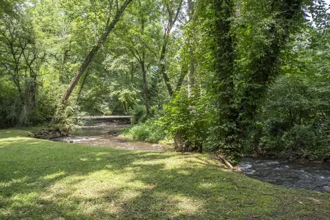 Exterior - 201 Eagle Fork Rd, Hayesville, NC 28904 photo 13 of 17