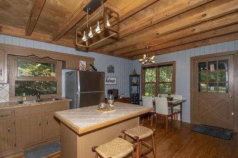 Kitchen - 201 Eagle Fork Rd, Hayesville, NC 28904 photo 3 of 4