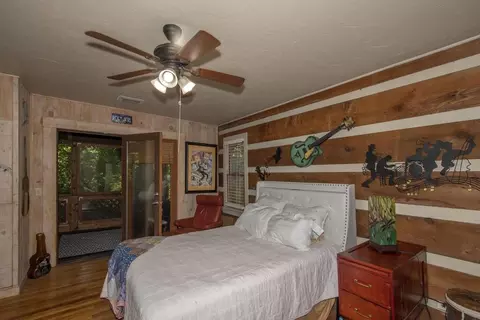 Bedroom - 201 Eagle Fork Rd, Hayesville, NC 28904 photo 1 of 10