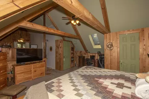 Bedroom - 201 Eagle Fork Rd, Hayesville, NC 28904 photo 6 of 10
