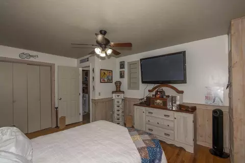 Bedroom - 201 Eagle Fork Rd, Hayesville, NC 28904 photo 3 of 10