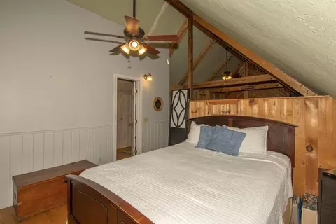 Bedroom - 201 Eagle Fork Rd, Hayesville, NC 28904 photo 9 of 10