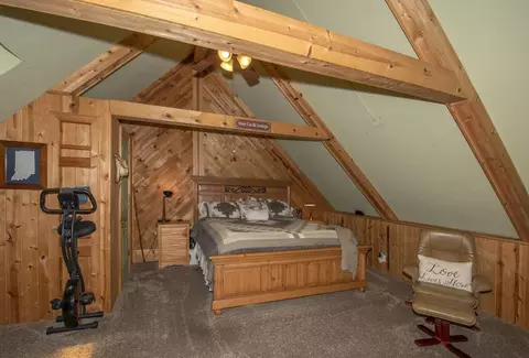 Bedroom - 201 Eagle Fork Rd, Hayesville, NC 28904 photo 4 of 10