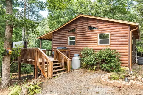 Exterior - 220 Moonlight Rdg, Murphy, NC 28906 photo 3 of 10