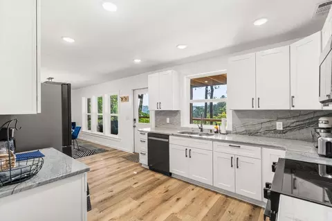 Kitchen - 3160 Morrow Rd, Murphy, NC 28906 photo 2 of 5