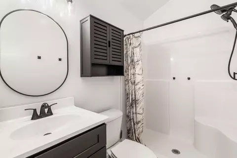 Bath - 3160 Morrow Rd, Murphy, NC 28906 photo 6 of 6