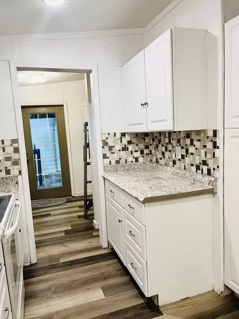 Kitchen - 471 Nottely River Rd, Murphy, NC 28906 photo 9 of 9