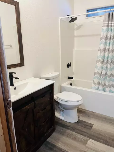 Bath - 471 Nottely River Rd, Murphy, NC 28906 photo 5 of 6