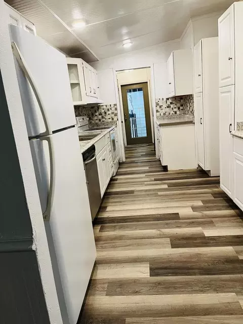 Kitchen - 471 Nottely River Rd, Murphy, NC 28906 photo 3 of 9