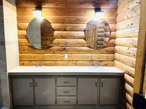 Bath - 471 Nottely River Rd, Murphy, NC 28906 photo 4 of 6