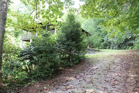 Exterior - 310 Licklog Ct, Hayesville, NC 28904 photo 3 of 17