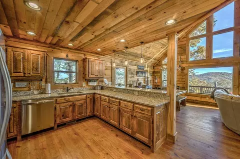 Kitchen - 300 Cloudland Trce, Epworth, GA 30541 photo 3 of 3