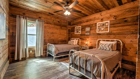 Bedroom - 300 Cloudland Trce, Epworth, GA 30541 photo 6 of 7