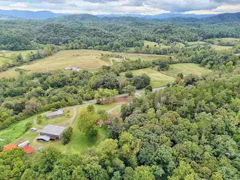 View/Area - 565 Tomotla Rd, Marble, NC 28905 photo 2 of 4