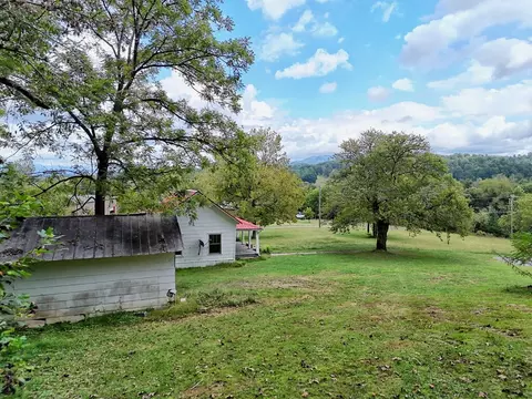 Exterior - 565 Tomotla Rd, Marble, NC 28905 photo 12 of 15