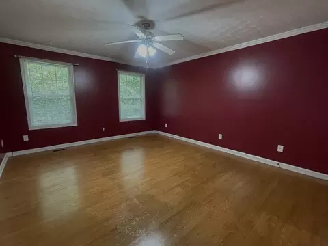 Living - 14 Rayelee Cir, Jasper, GA 30143 photo 5 of 6