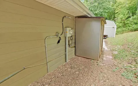 Exterior - 332 E Vineyard Rd, Hayesville, NC 28904 photo 13 of 15